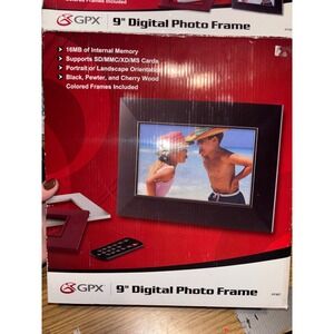 GPX 9 Inch Digital Photo Frame PF807 Black with Remote SD Card Slot